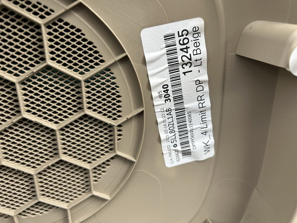 2014-2020 Jeep Grand Cherokee Limited Rear Right Door Panel OEM