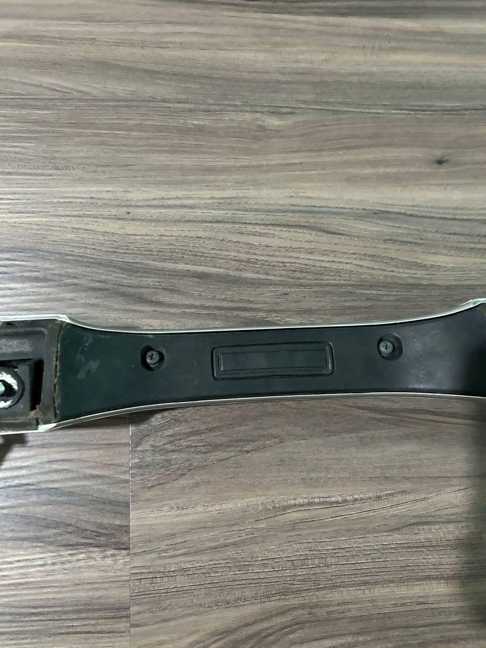 09-15 HONDA PILOT REAR TRUNK TAIL GATE HATCH LID LOWER HANDLE SILVER