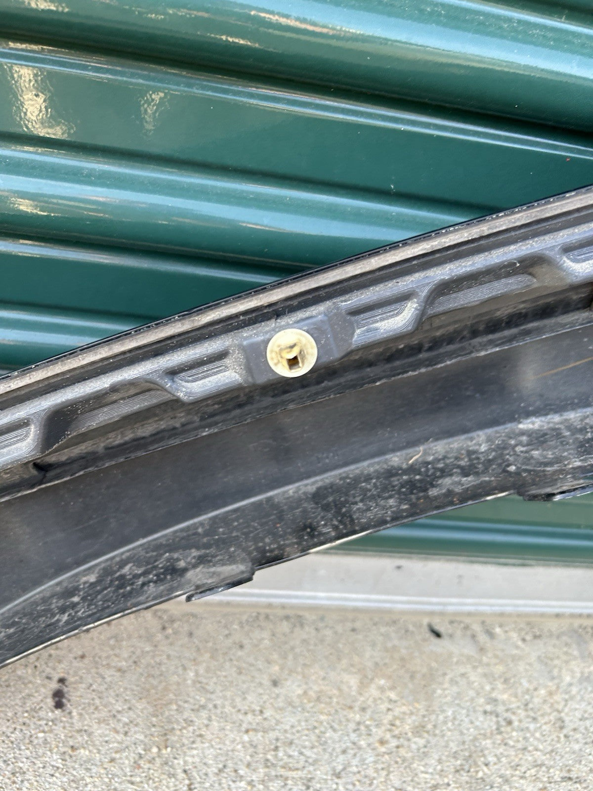 03-09 LEXUS GX470 FRONT RIGHT  FENDER FLARE TRIM MOLDING COVER BLACK 202