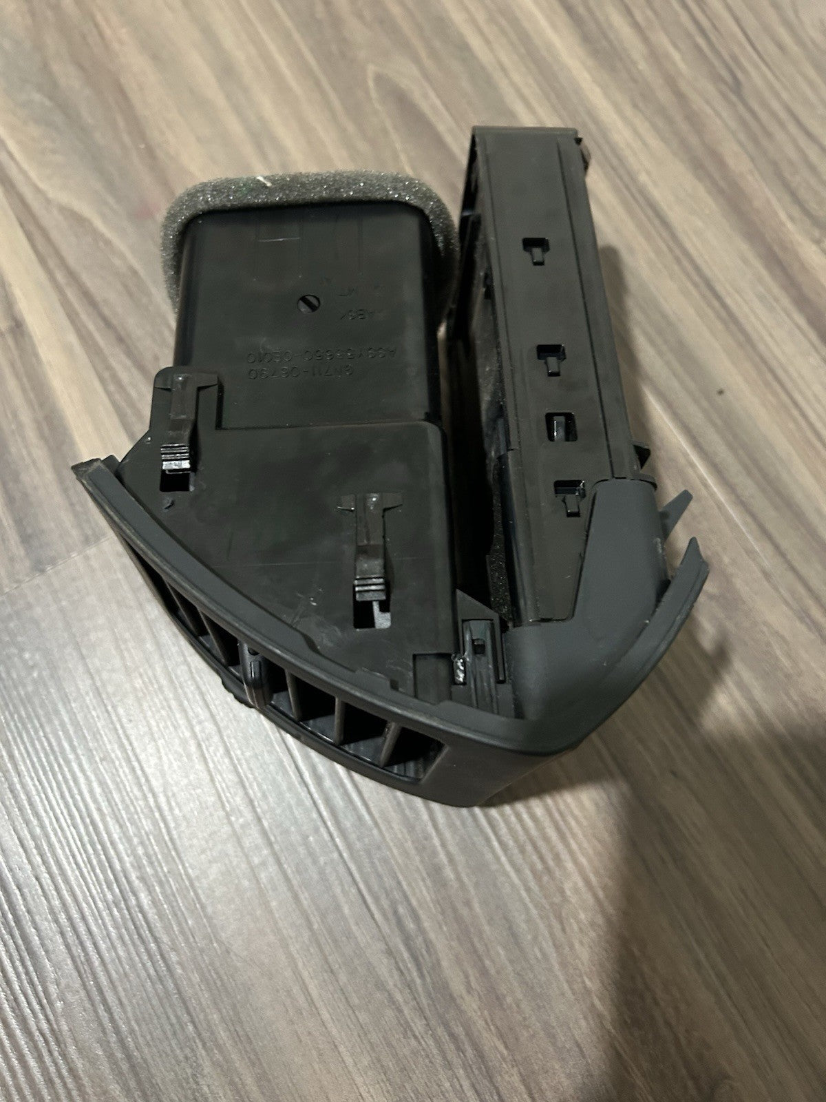 2004-2009 LEXUS RX330 RX350 Driver Side Cup Holder Left Dash Air Vent Black USED