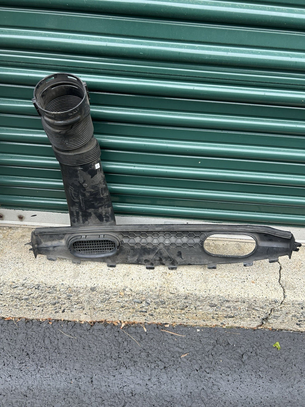 14-18 BMW X5 3.0 Front Upper Radiator Support Cover Trim Panel OEM