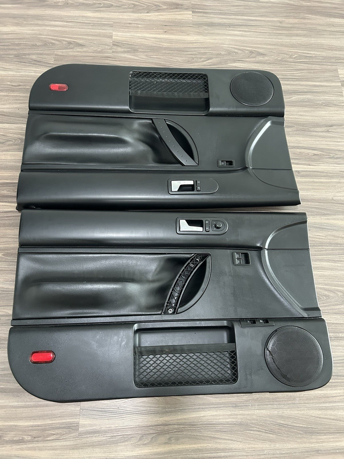1998-2010 VW Volkswagen New Beetle Cloth HARDTOP Door Panel Set OEM BLACK