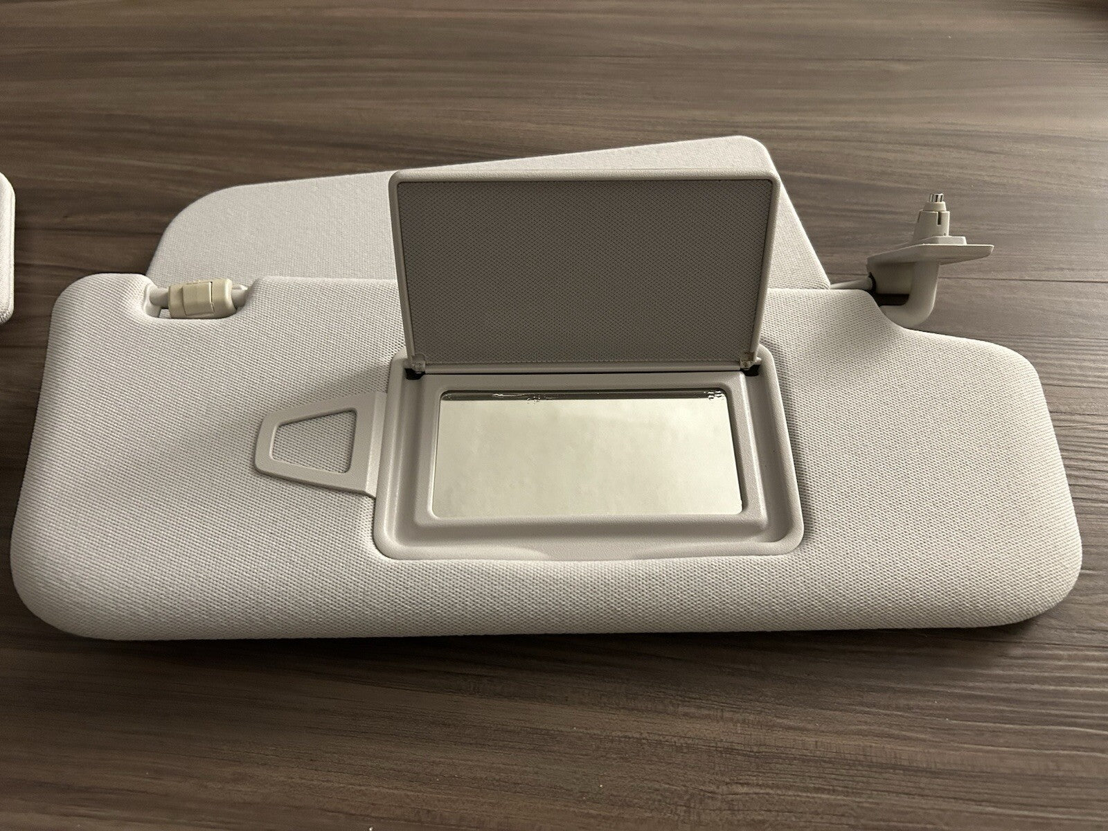 Sun Visor Set 2003-2009 Mercedes E320 E350 E500 E550 E55 E63 AMG Light Gray OEM