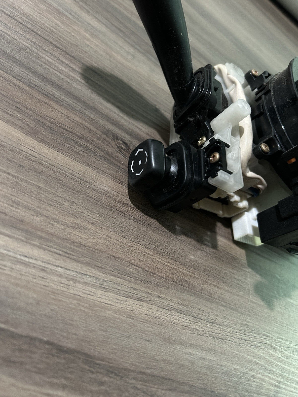 2003-2005 LEXUS  LX470 STEERING COLUMN TURN SIGNAL WIPER MULTI SWITCH