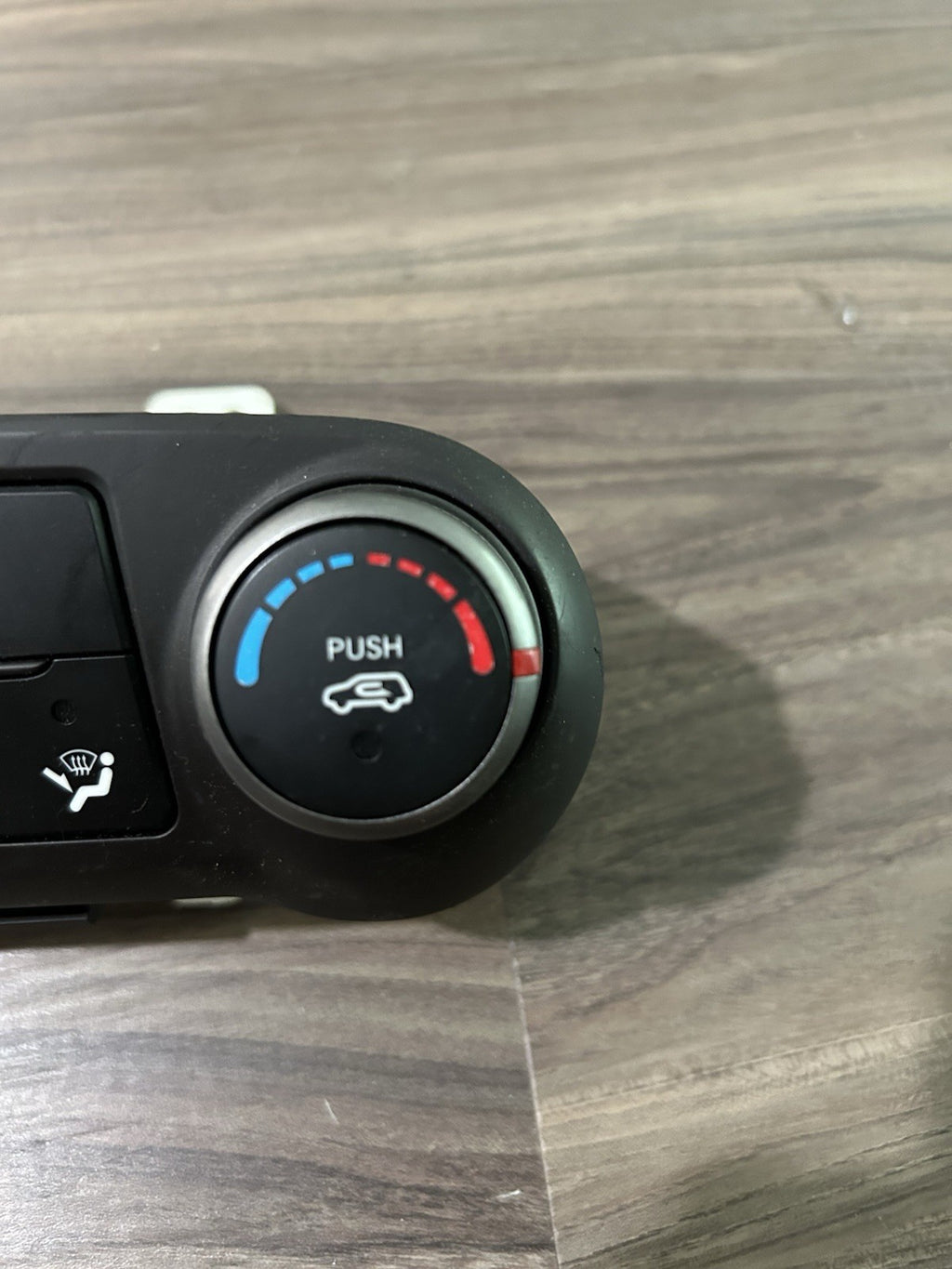 2014 2015 Hyundai Tucson A/C Heater Temperature Climate Control 97250-2S240