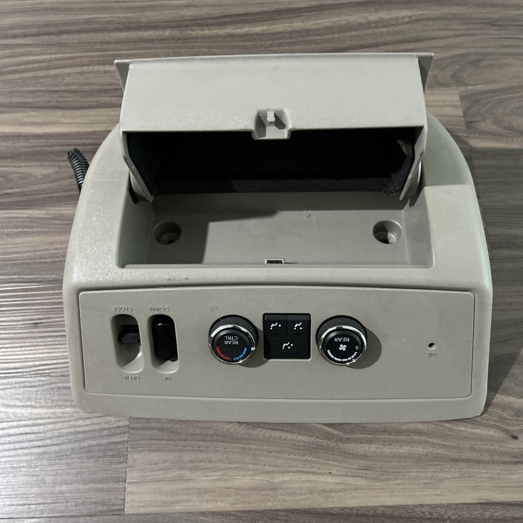 2008-2014 Infiniti QX56 Armada Roof Map Lamp Overhead Console Dome Light OEM