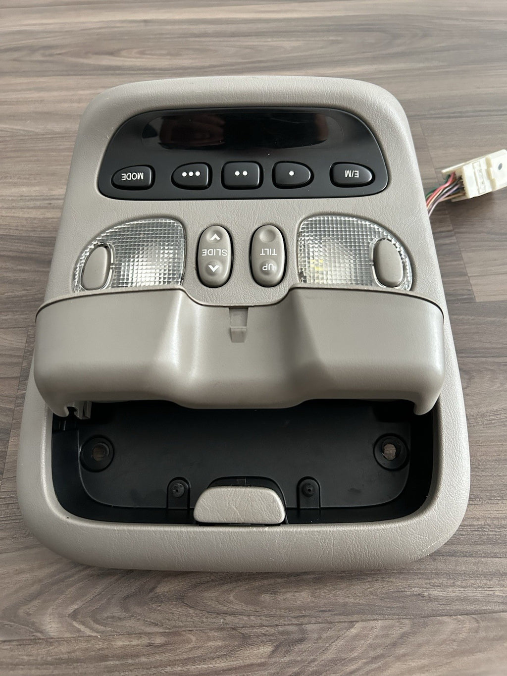 2001  - 2007 Toyota Sequoia Overhead Console Dome Light  Original OEM