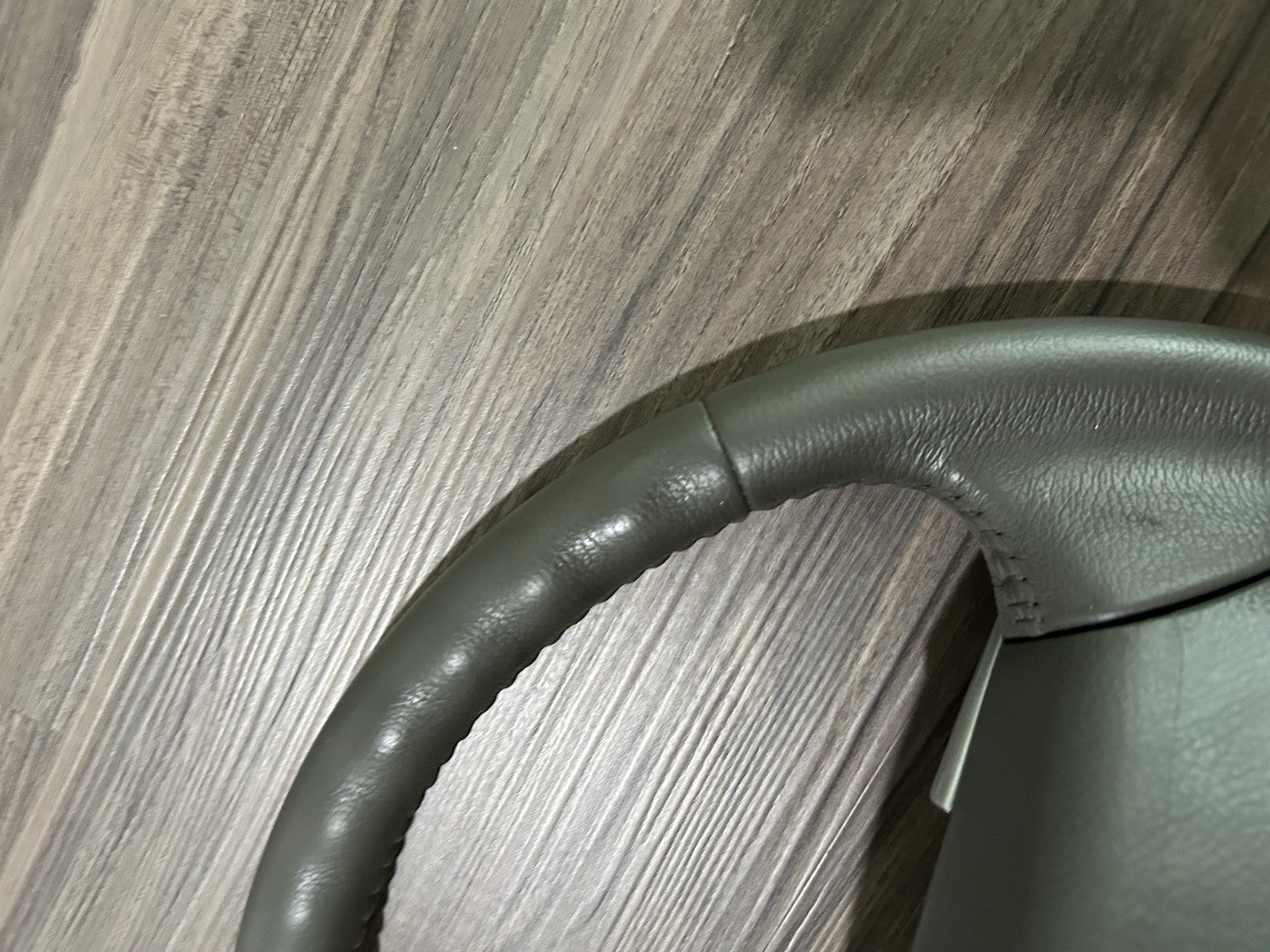 2008-11 2009 Camry XLE Steering Wheel 45103-06120 Gray w/Audio & Cruise Controls