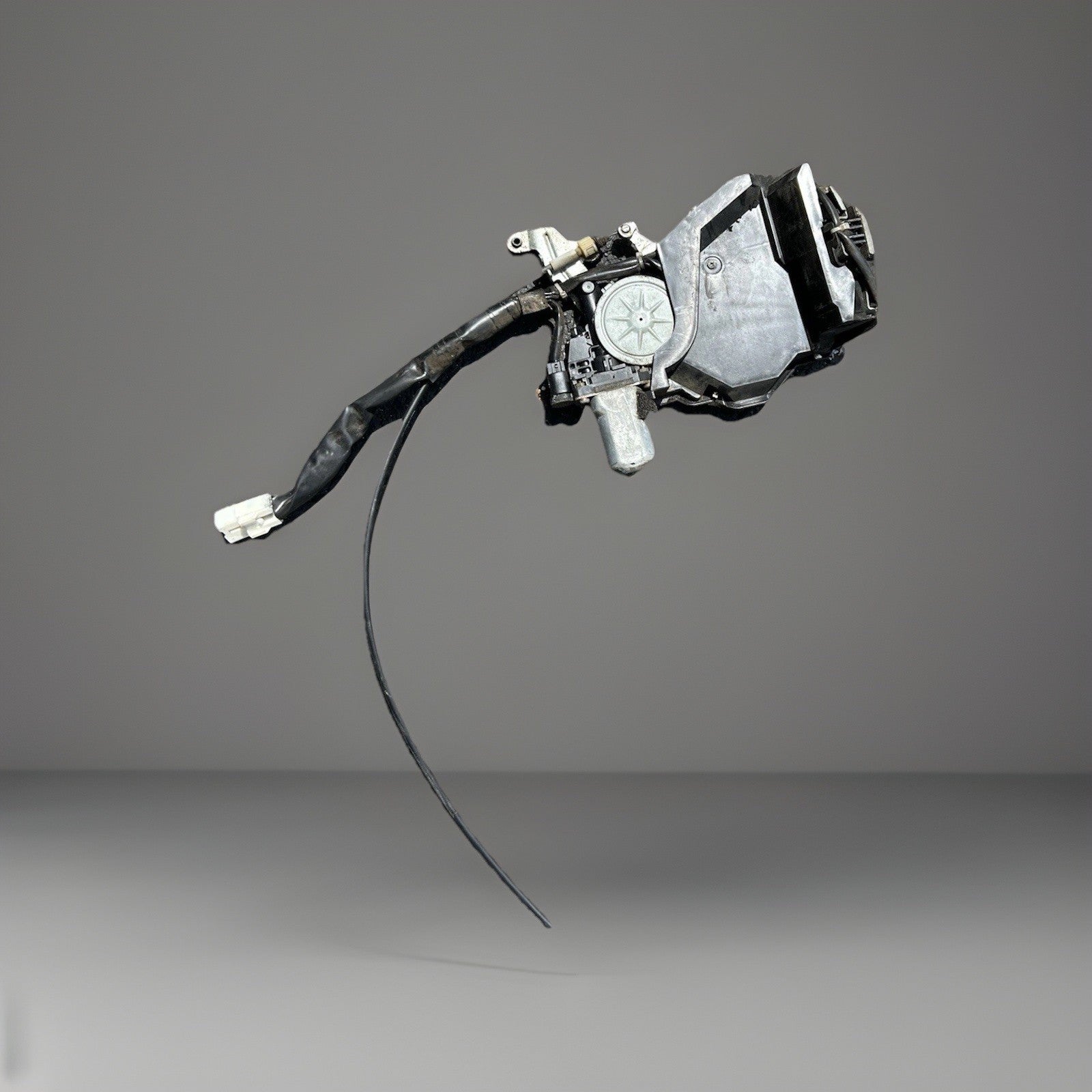 2004-2010 Toyota Sienna Rear Right Sliding Door Lock Latch Actuator w/ Motor OEM