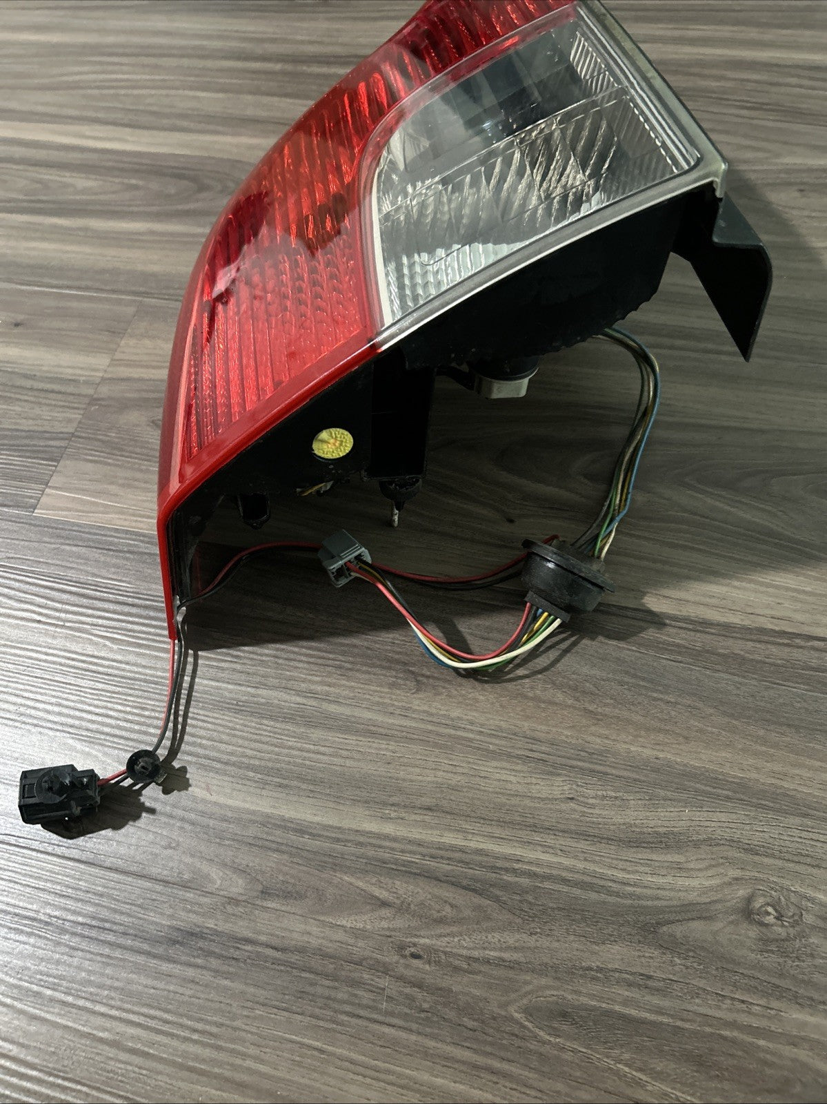 2007-2013 Volvo XC90 Tail light Assembly Left Driver Side LH Left Hand OEM