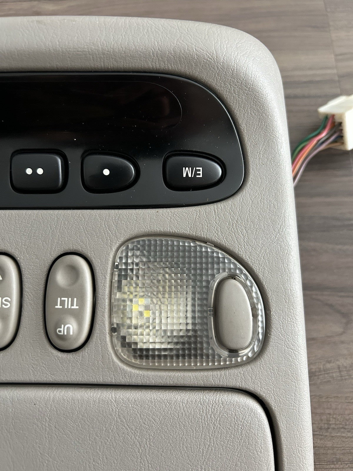 2001  - 2007 Toyota Sequoia Overhead Console Dome Light  Original OEM