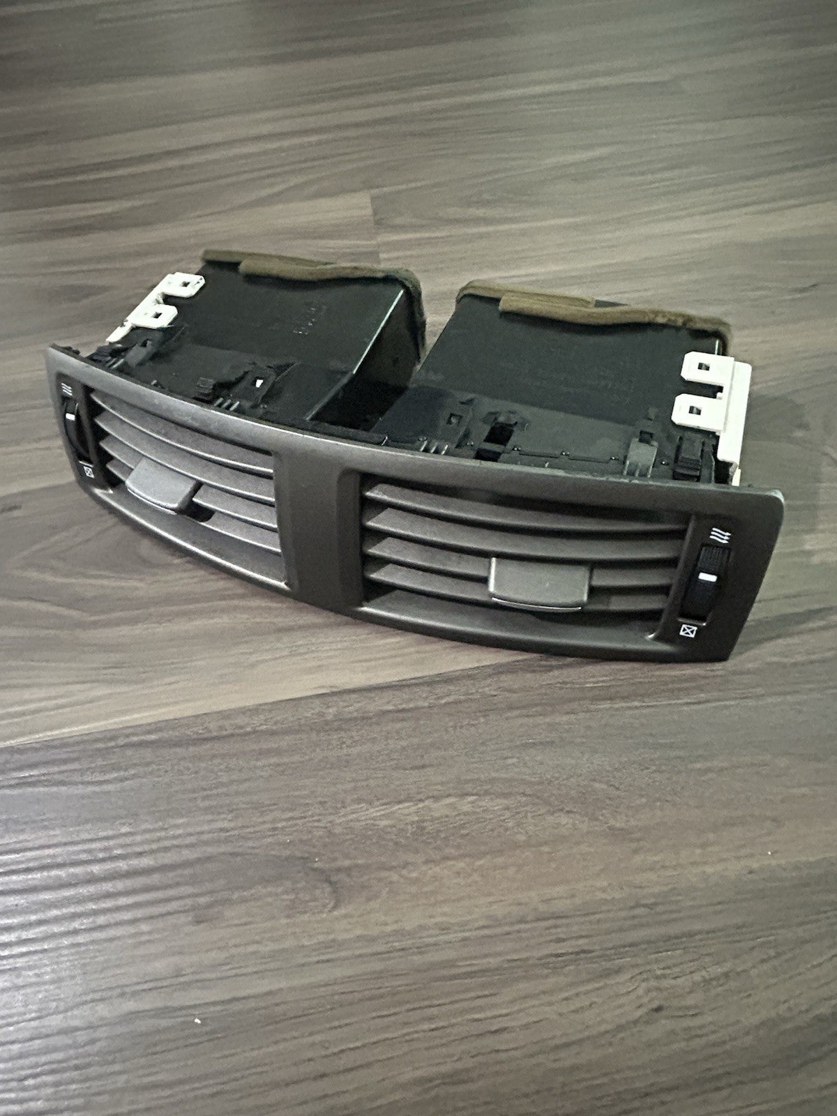 2006-2008 Lexus IS250 IS350 Center Dash Air Vent Heat AC Trim Bezel Panel OEM