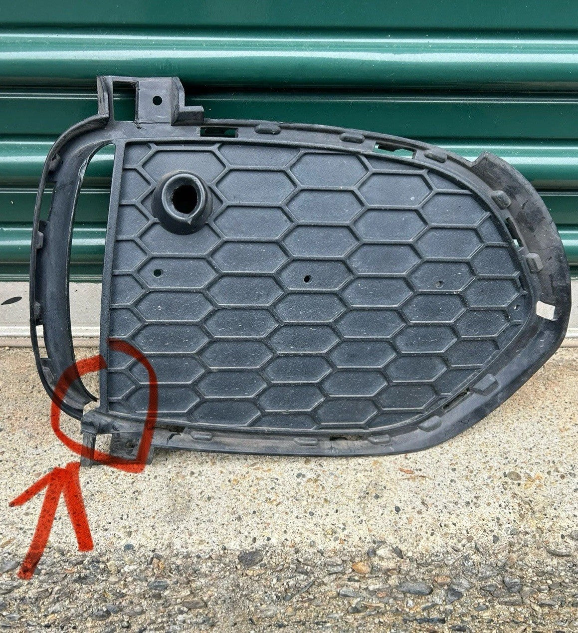 2014-2018 BMW F15 X5 FRONT M SPORT BUMPER RH PASSENGER  GRILLE COVER TRIM OEM