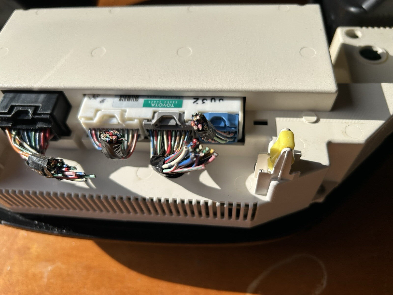 2001-2007 Toyota Sequoia 4x4 Heater Control Knob Switch Panel Radio Bezel OEM