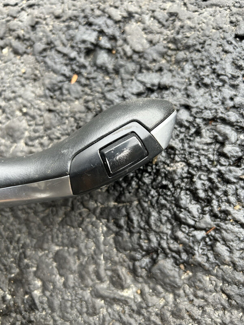 BMW E60,E61 2008Trans Transmission Shifter Assy Gear Selector Lever Knob Switch