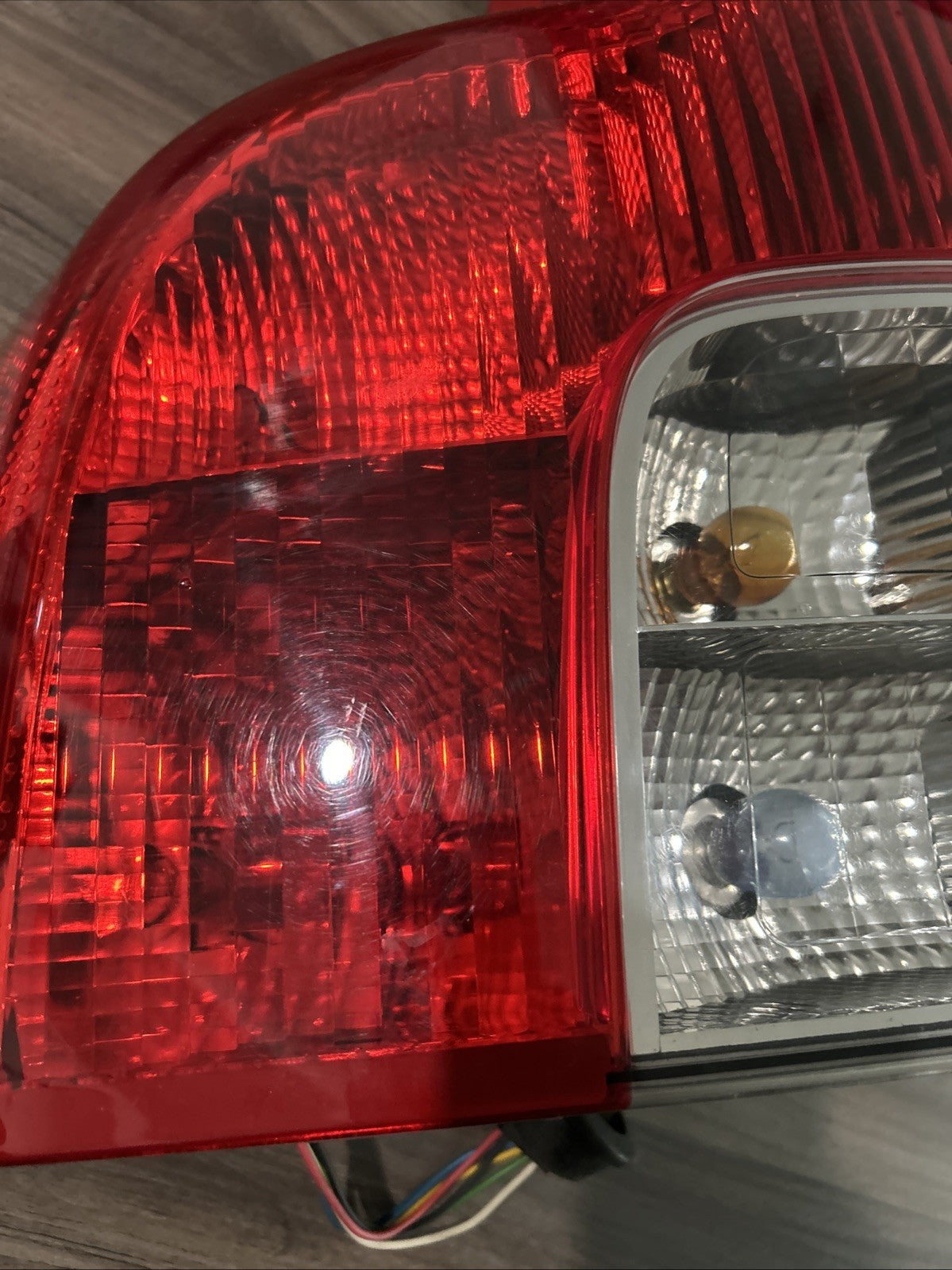 2007-2013 Volvo XC90 Tail light Assembly Left Driver Side LH Left Hand OEM