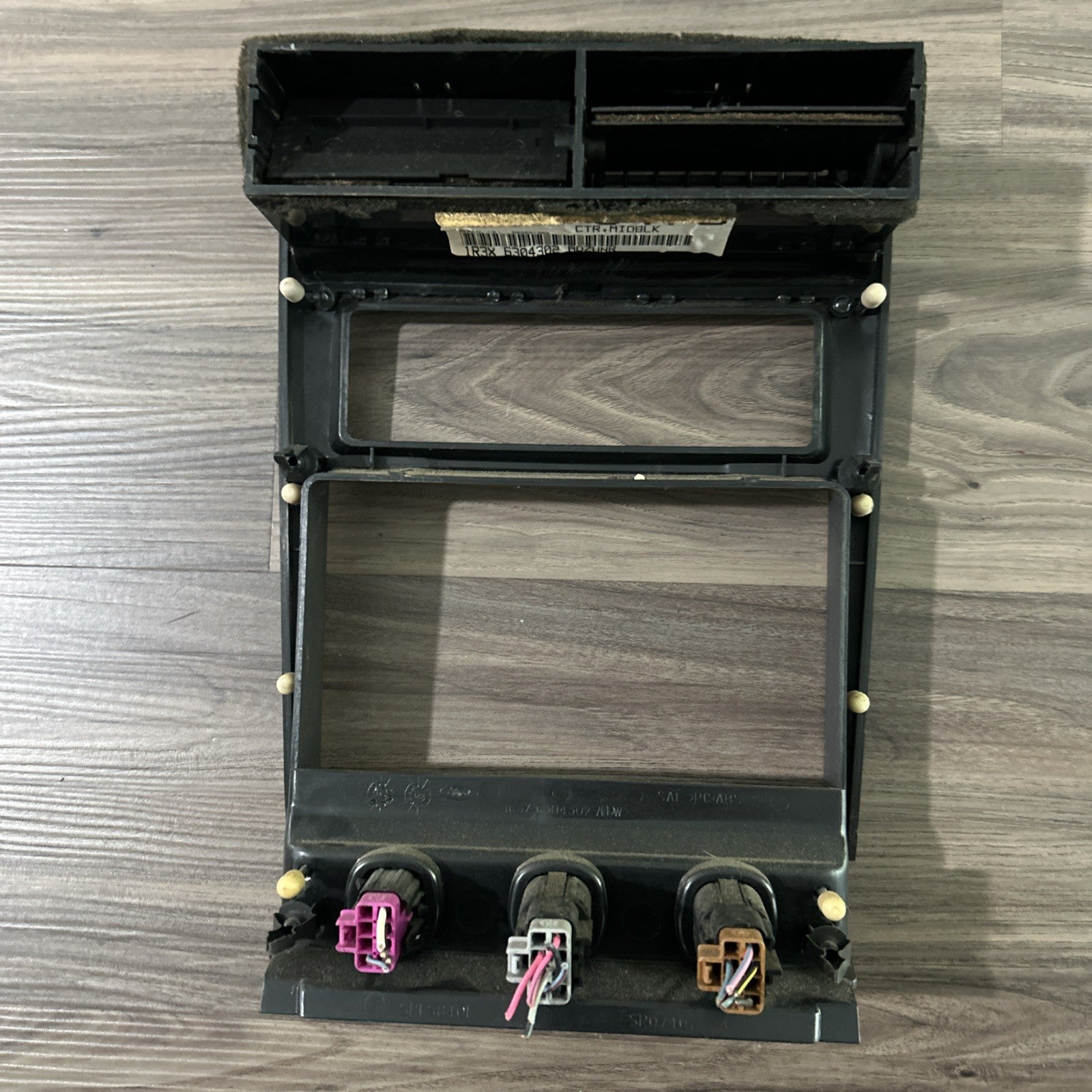 1999-2004 Ford Mustang Center Dash Radio Bezel AC Vent Trim Panel