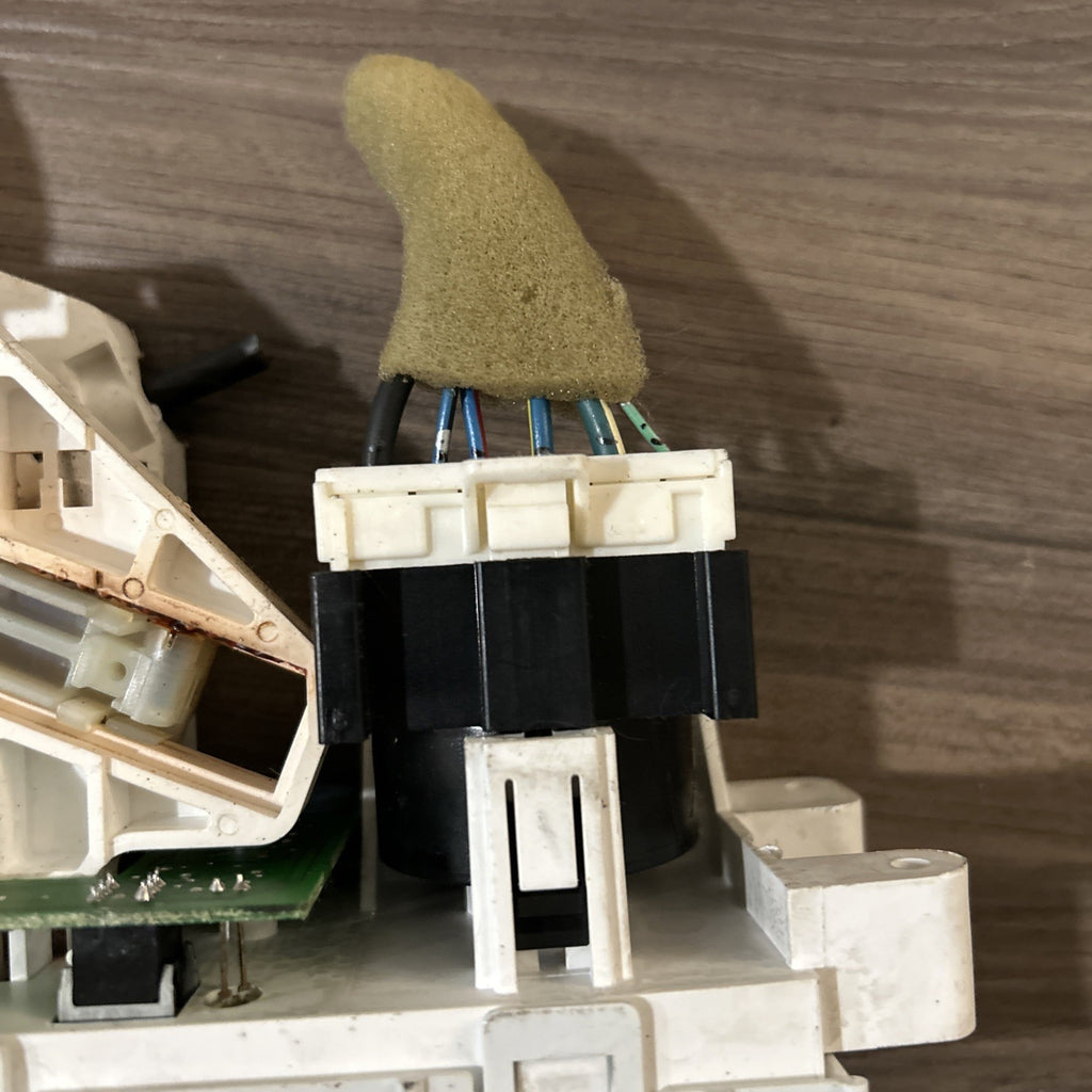 2001-04 Nissan Xterra Frontier Climate Heater AC Control Panel OEM 173-011-1160