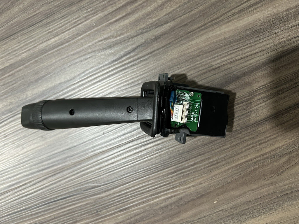 04-06 Volvo S60 V70 XC70 XC90 Turn Signal Switch 30768097 31268575