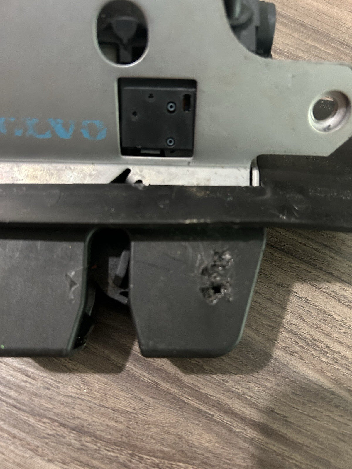 2010-2016 VOLVO XC60 REAR GATE TRUNK LID LOCK LATCH RELEASE CONTROL MODULE OEM