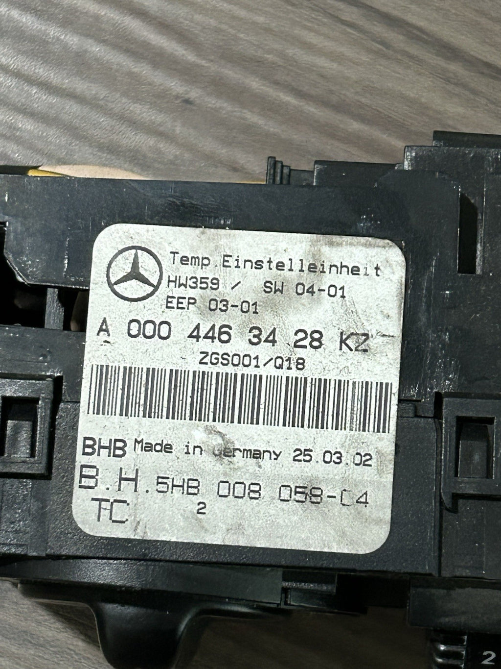 2002-2006 Dodge Mercedes Sprinter 2500 3500 Manual Heat AC Control 000 446 34 28