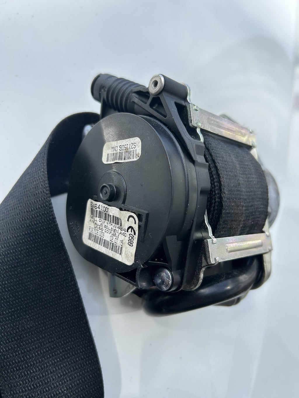 OEM BMW F15 F16 F85 X5 X6 Front Left Driver Seat Belt Seatbelt Retractor Black