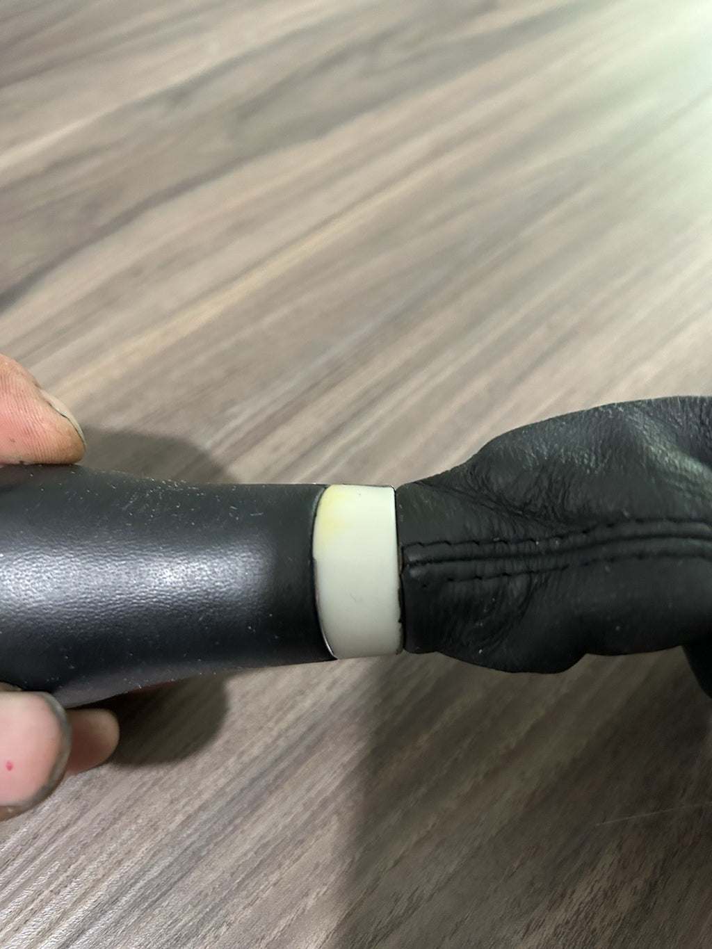 01-09 Mercedes W203 W209 C  CLK Gear Shifter Knob Boot Chrome Sport Edition OEM