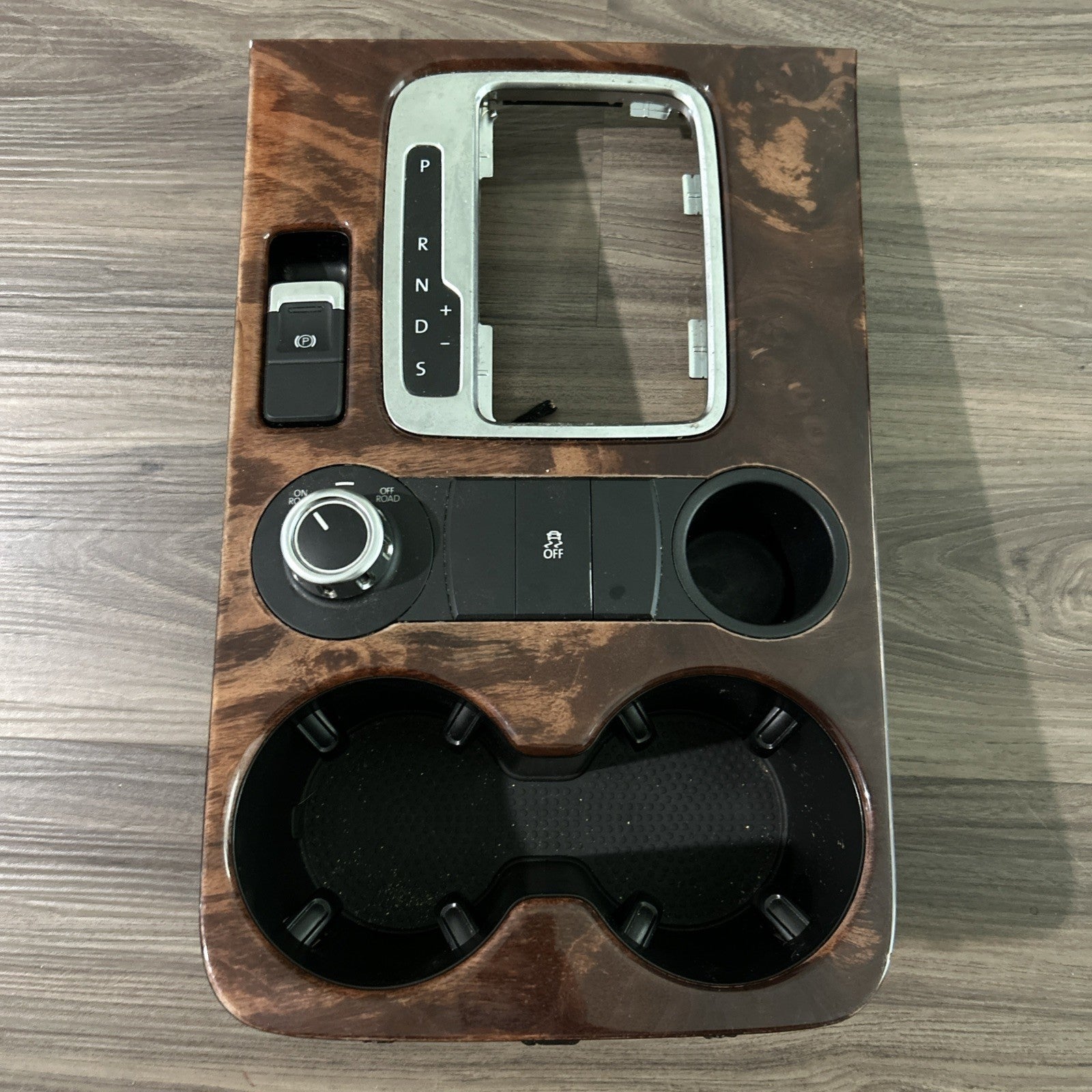 2011-2017 VOLKSWAGEN TOUAREG OEM CUP HOLDER W/TRACTION PARKING DIFF DSC SWITCH