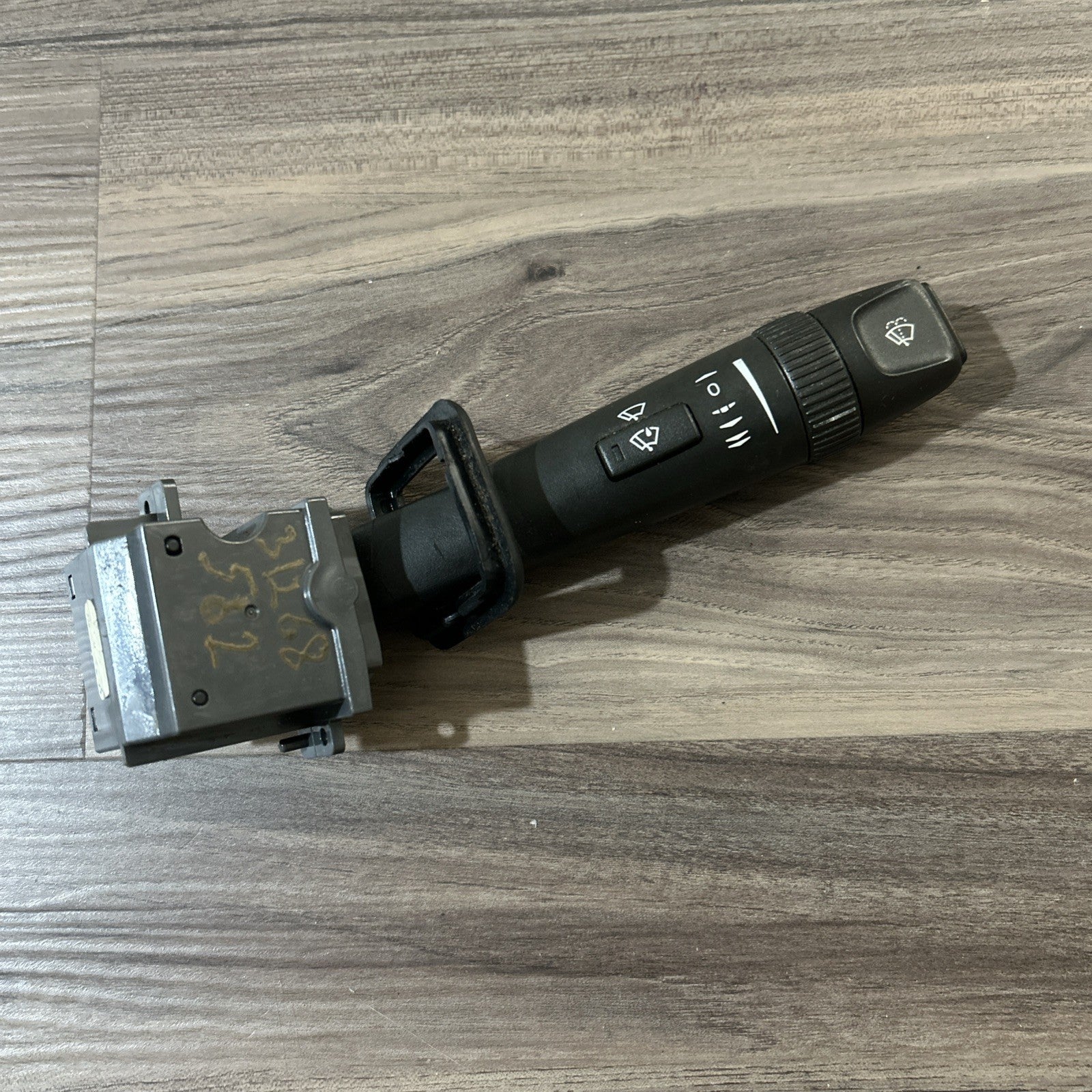 Volvo S60 S80 Windshield Wiper Switch Stalk 31268582   2003-2014