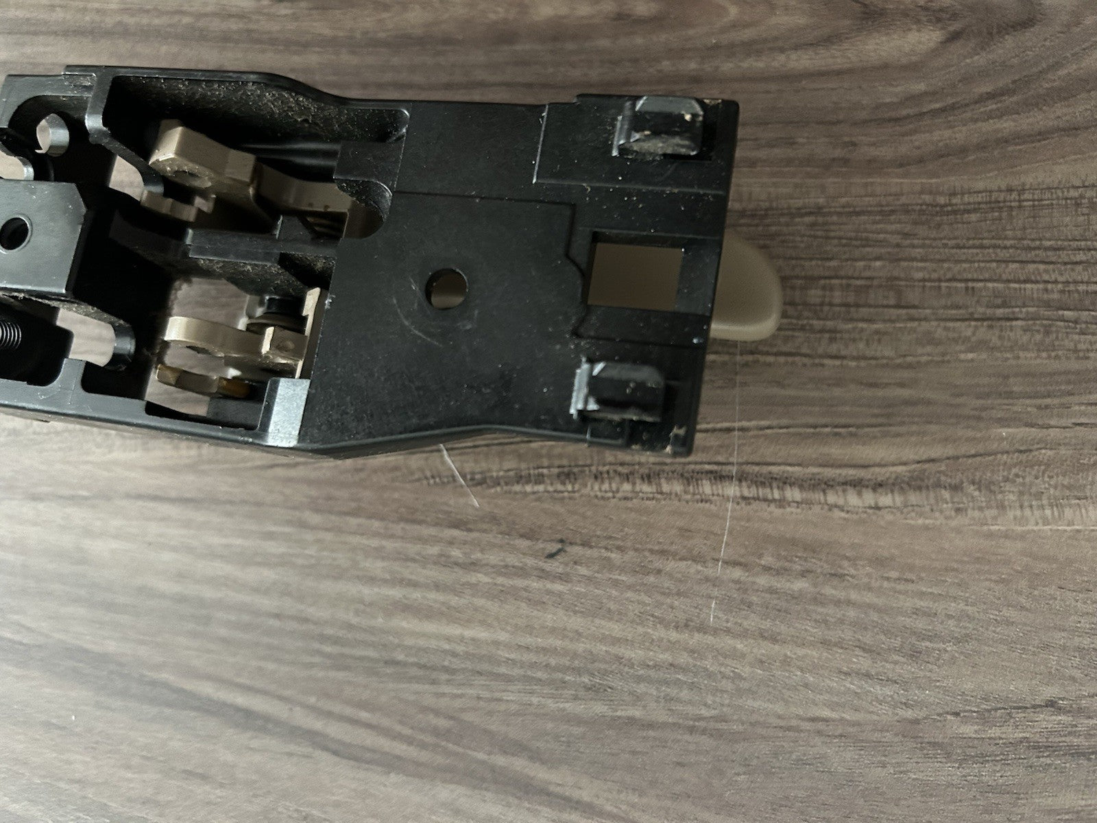 2000-2007 Toyota Tundra Interior Door Handle Front Left Driver 69274-ac010