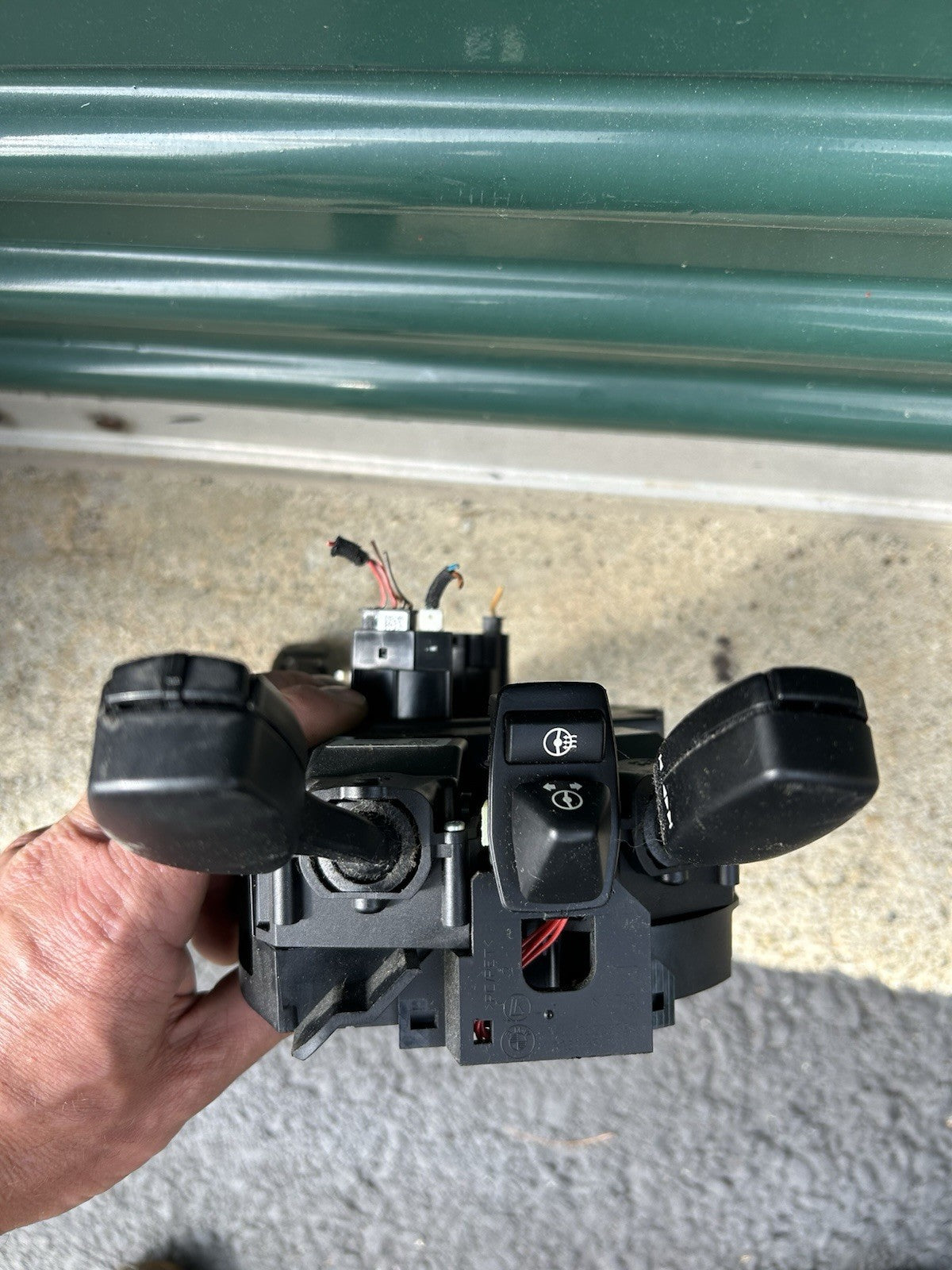 06 07 08 09 10 BMW 528xi oem clock spring turn wiper cruise switch assembly