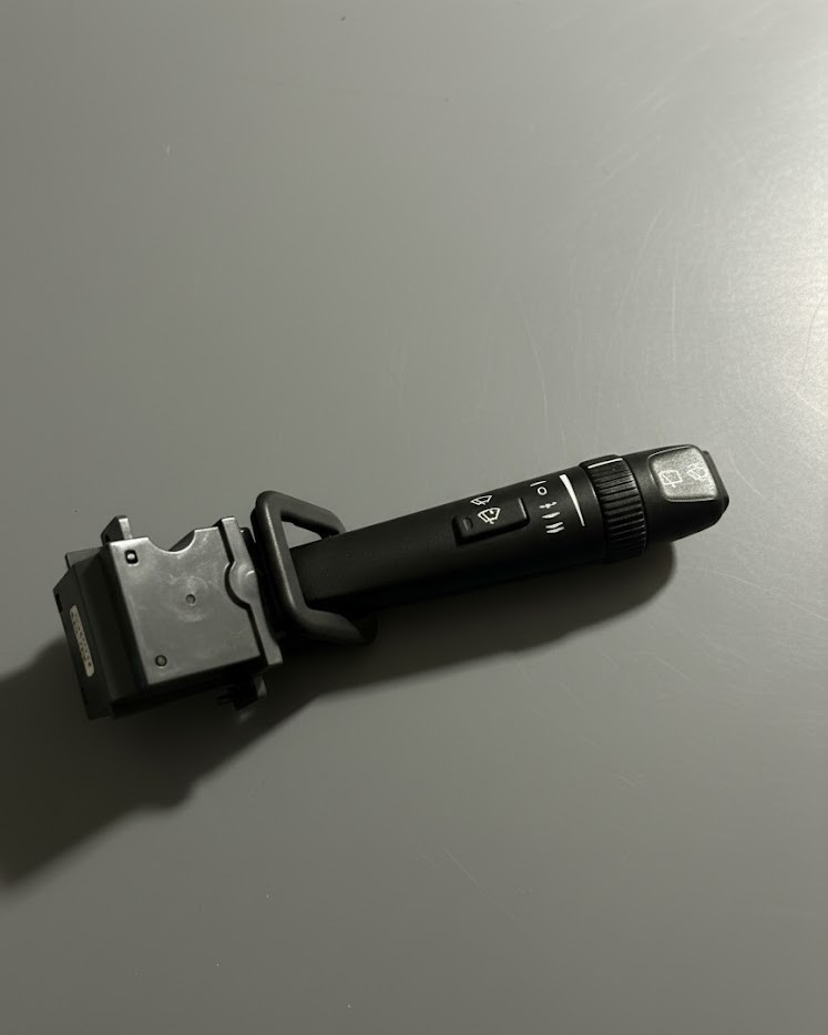 2005 Volvo V70 XC70 XC90 Dual Wiper Switch Front Rear with Rain Sensor 30669742