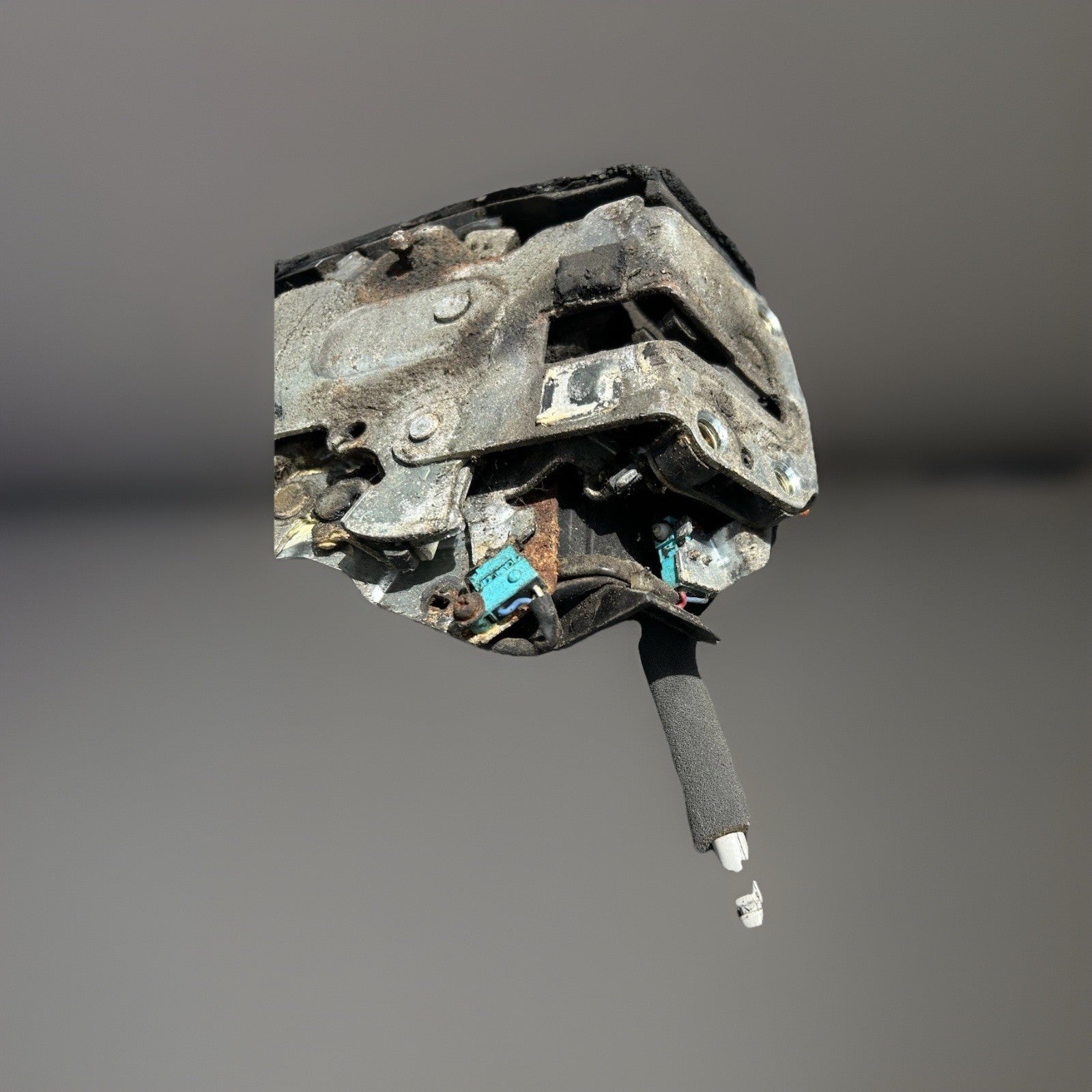 2004-2010 Toyota Sienna Rear Right Sliding Door Lock Latch Actuator w/ Motor OEM