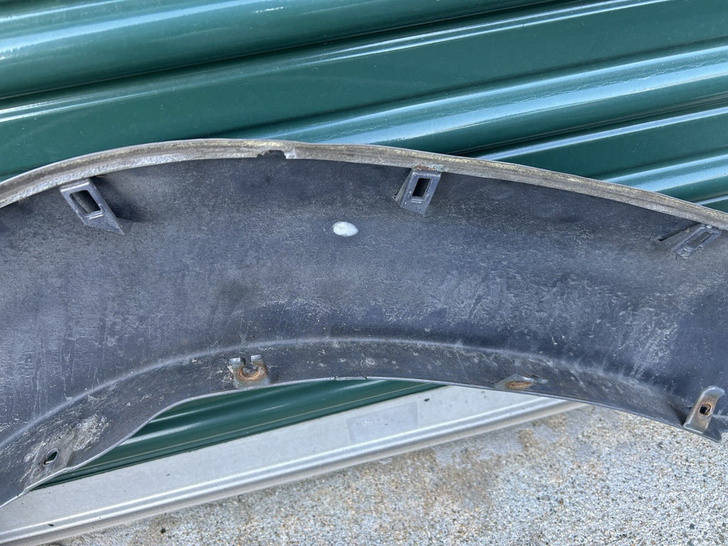 2001-2007 Toyota Sequoia Front Left Side Fender Flare Wheel Molding Colour 1C7