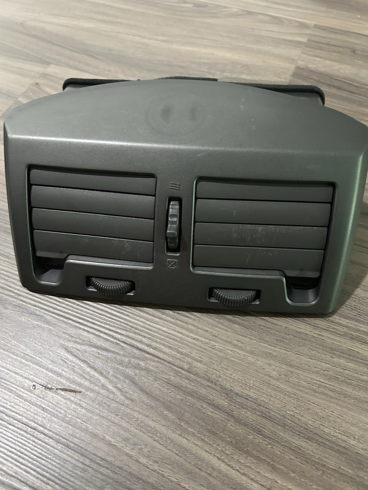 2000 2001 2002 2003 Nissan Maxima Center Dash AC A/C Air Dual Vent Trim OEM USED