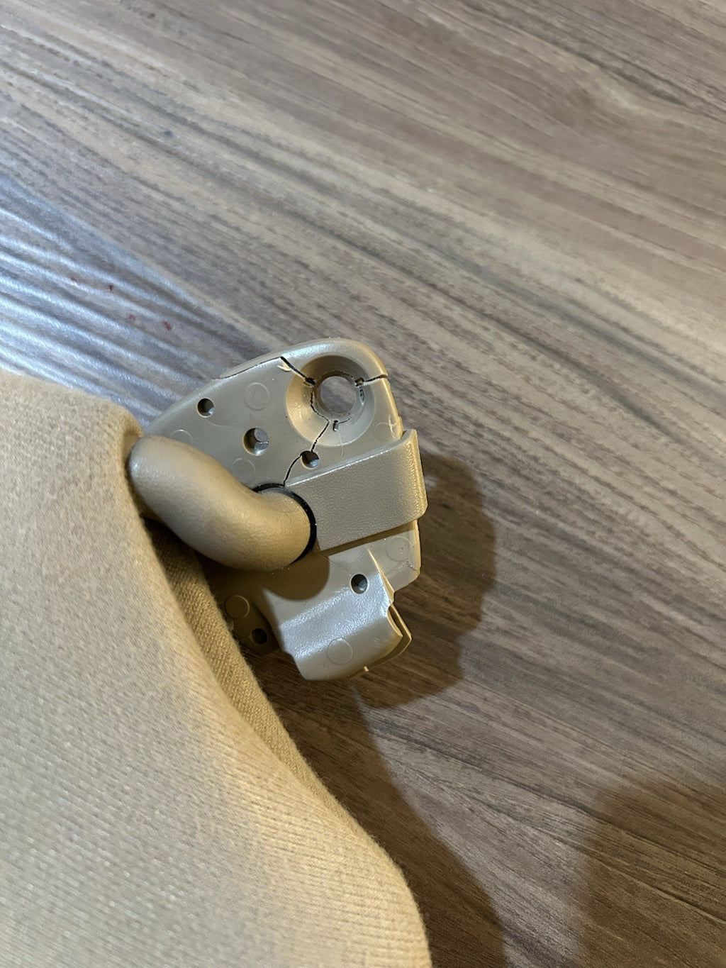 2000-2006 Toyota Tundra Sequoia DRIVER PASSENGER Left Right Sun Visor  OEM Beige