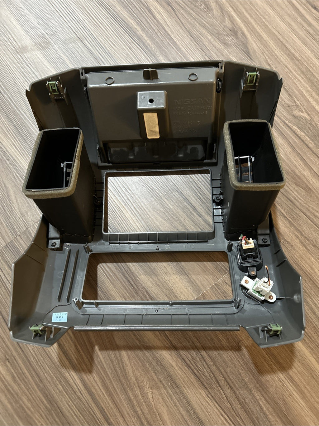 2006-2012 Nissan Pathfinder Center Dash Trim Radio Climate Control Bezel