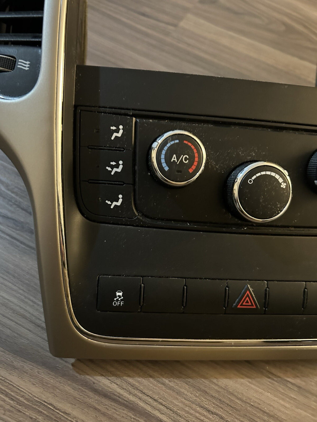 11-13 Jeep Grand Cherokee Durango Dash Radio Climate AC Heater Control Bezel OEM