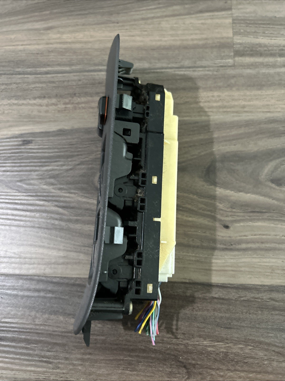 2001-2007 TOYOTA HIGHLANDER POWER MASTER CONTROL WINDOW SWITCH 84040-48121