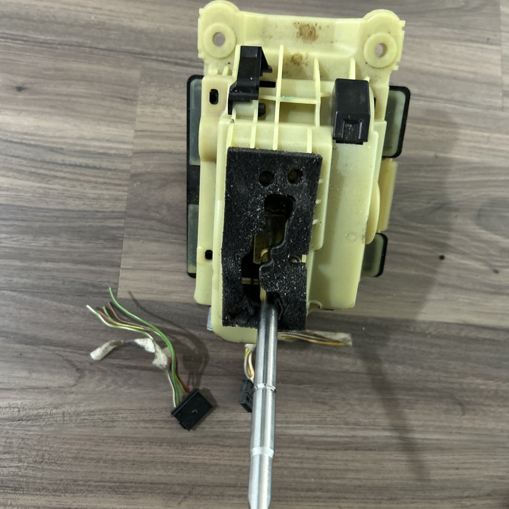 Mercedes-Benz W211 E-class Floor Gear Box Shift Shifter Gear Selector OEM