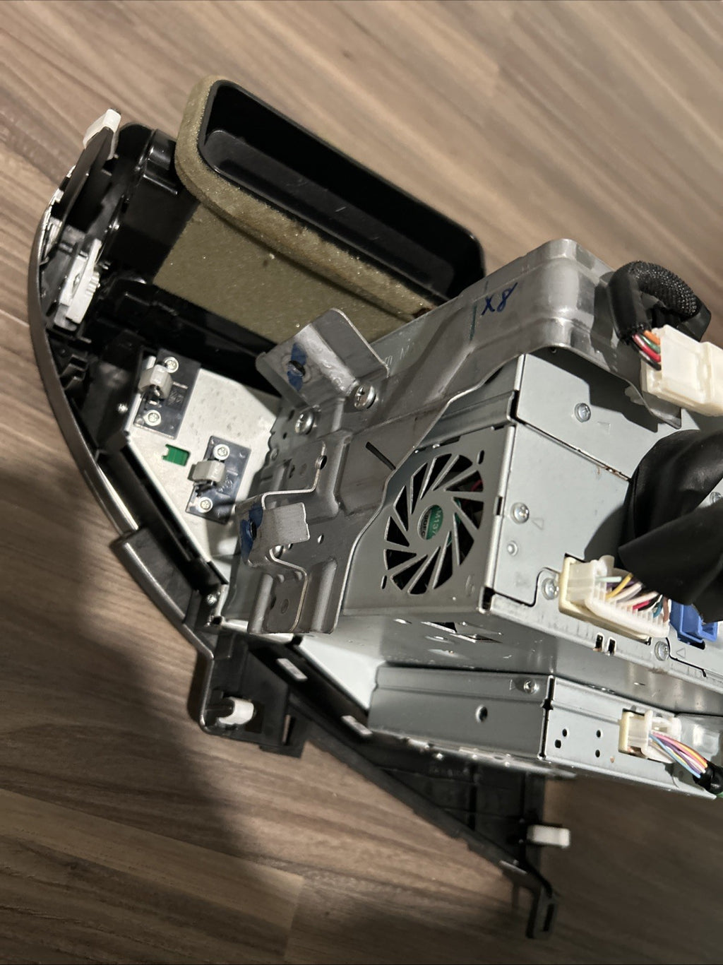 10-11 LEXUS RX350 RX450H STEREO AUDIO RADIO 6 CD PLAYER CHANGER 86120-OE300