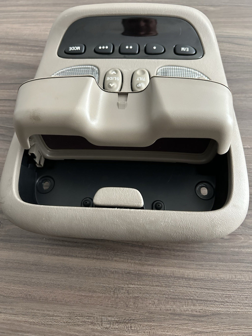 2001  - 2007 Toyota Sequoia Overhead Console Dome Light  Original OEM