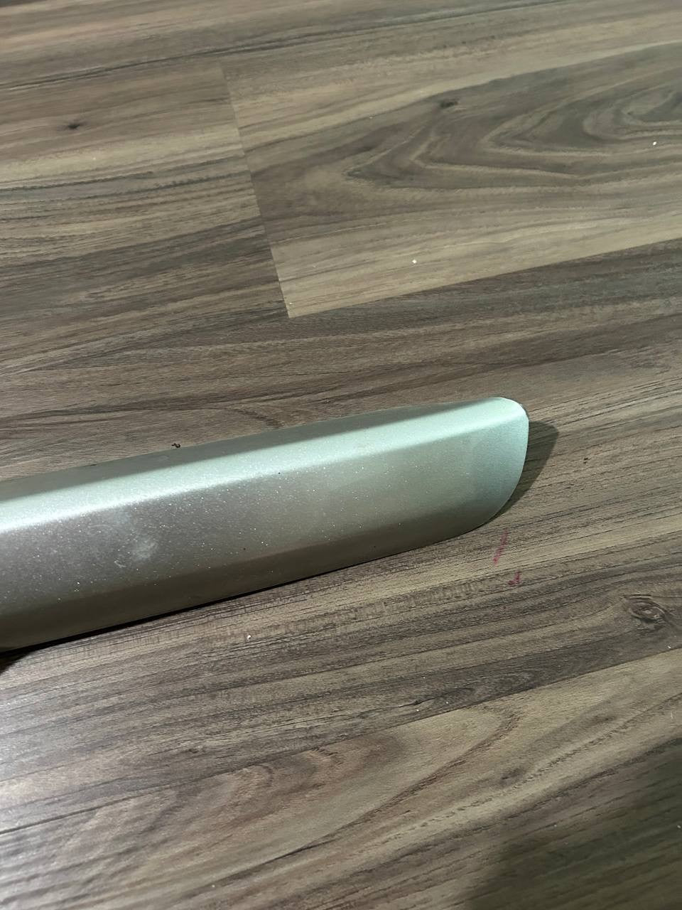 09-15 HONDA PILOT REAR TRUNK TAIL GATE HATCH LID LOWER HANDLE SILVER