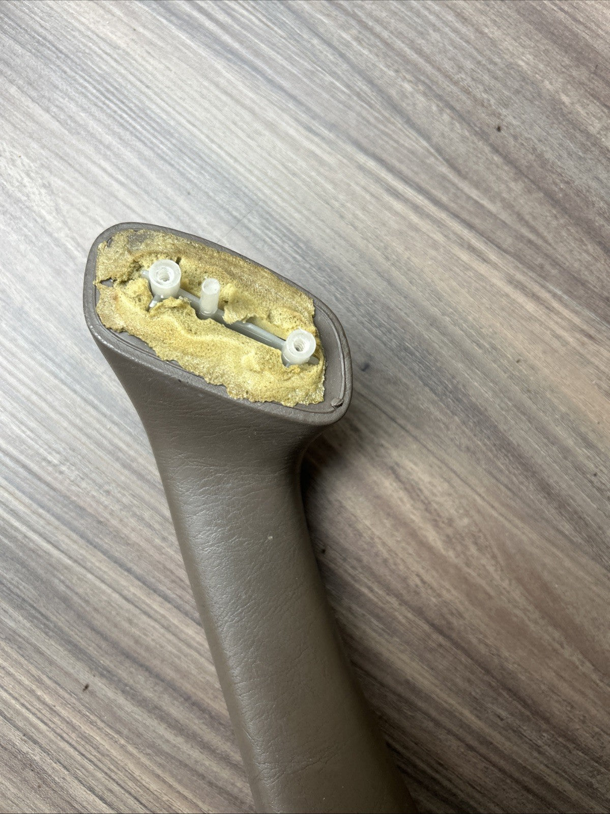 2001-2007 Toyota Tundra Sequoia Front Left Driver Door Panel Pull Armrest Brown