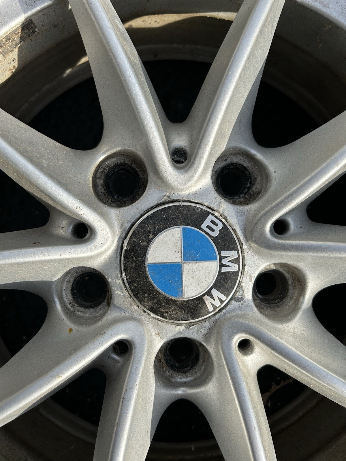 BMW 3 SERIES E90 E91 E92 16 INCH ALLOY WHEEL WITH TIRE SILVER 205 /55 / 16  OEM