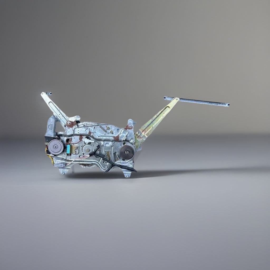 2001-07 TOYOTA SEQUOIA REAR BACK HATCH LIFTGATE WINDOW REGULATOR MOTOR OEM