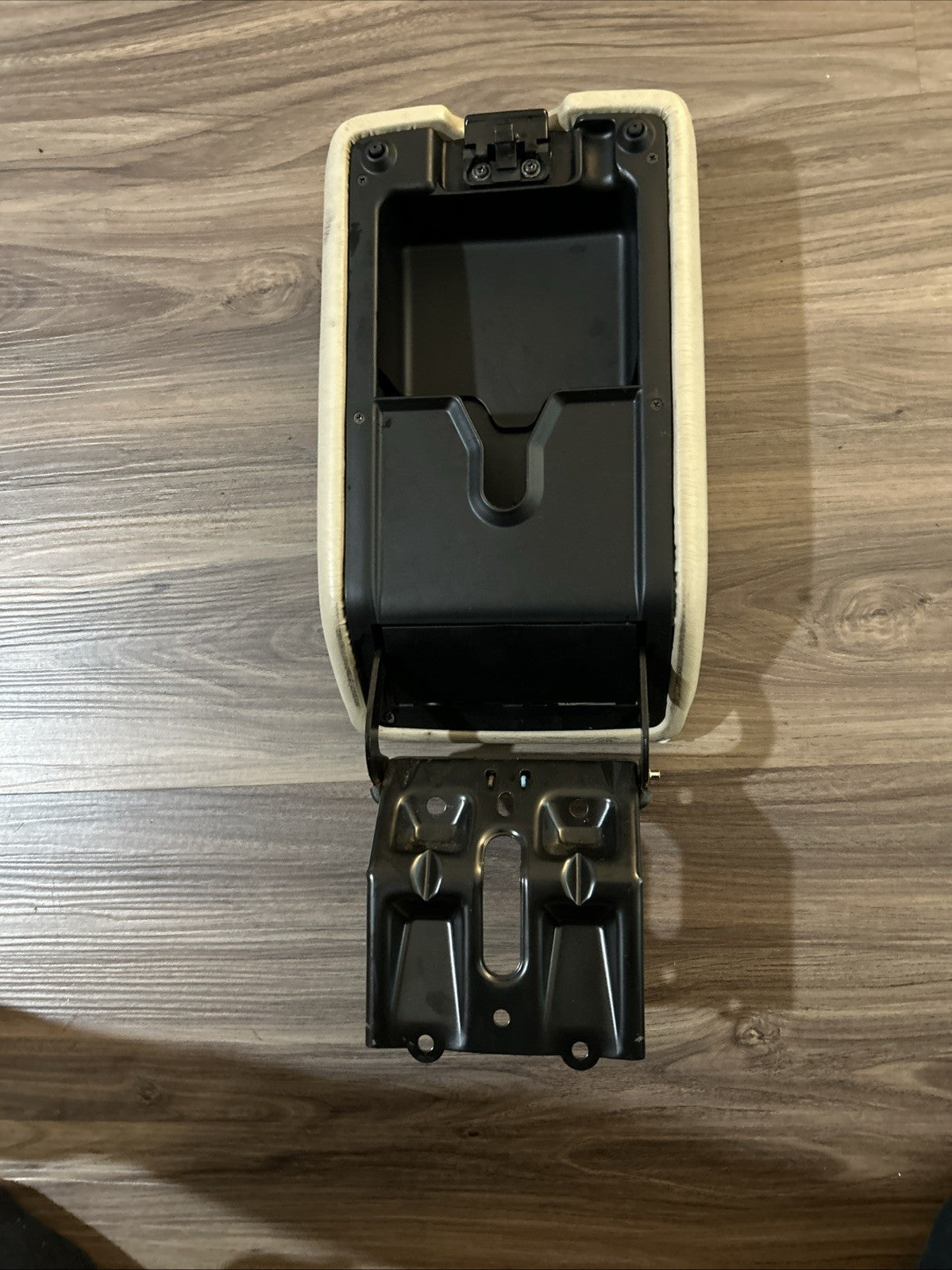 💎 2000-2004 Toyota Avalon Beige Center Console Lid Armrest Vinyl Arm Rest OEM