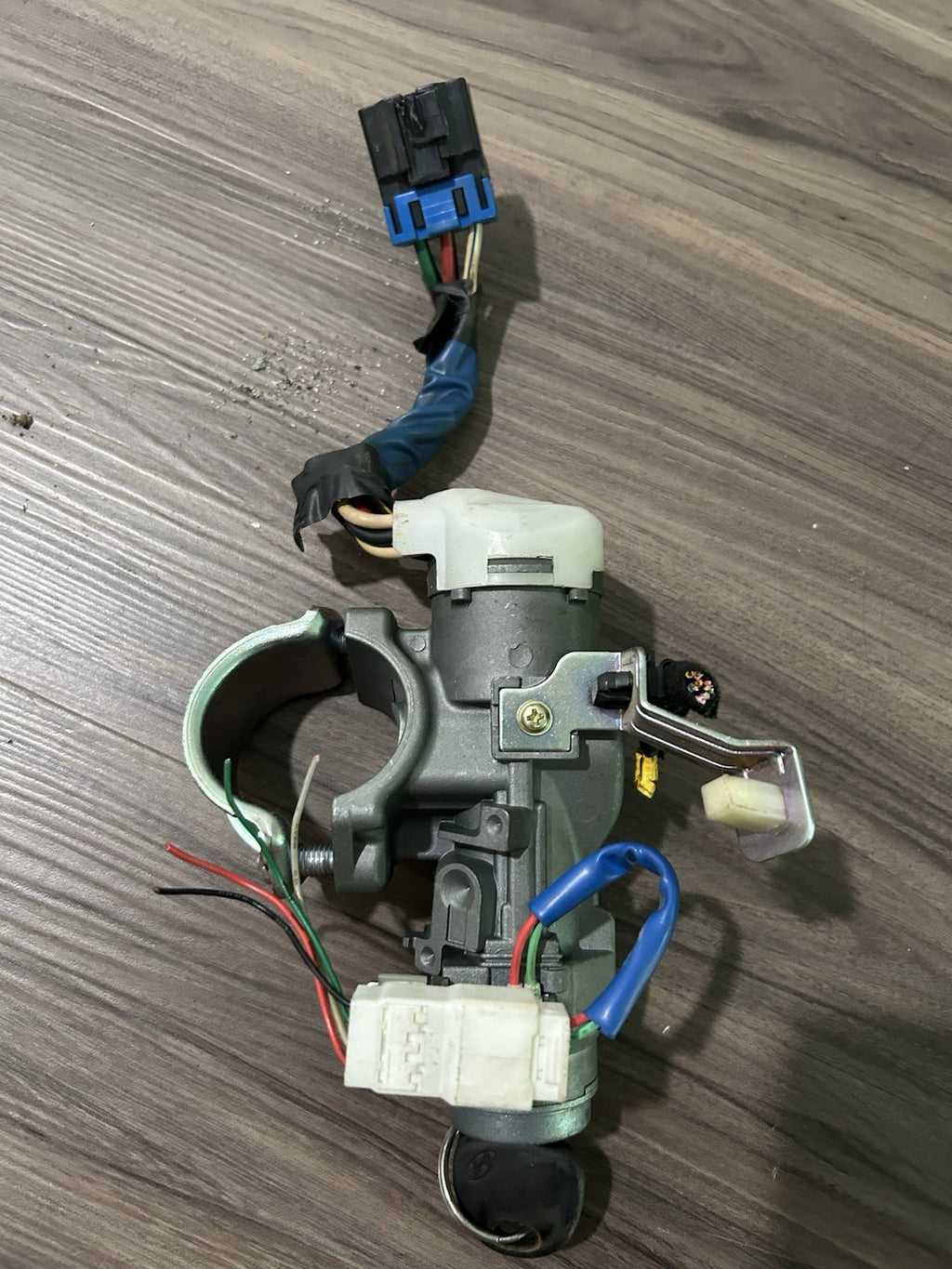 2009-2012 Hyundai Elantra Touring Wagon MANUAL Transmission Ignition Switch OEM