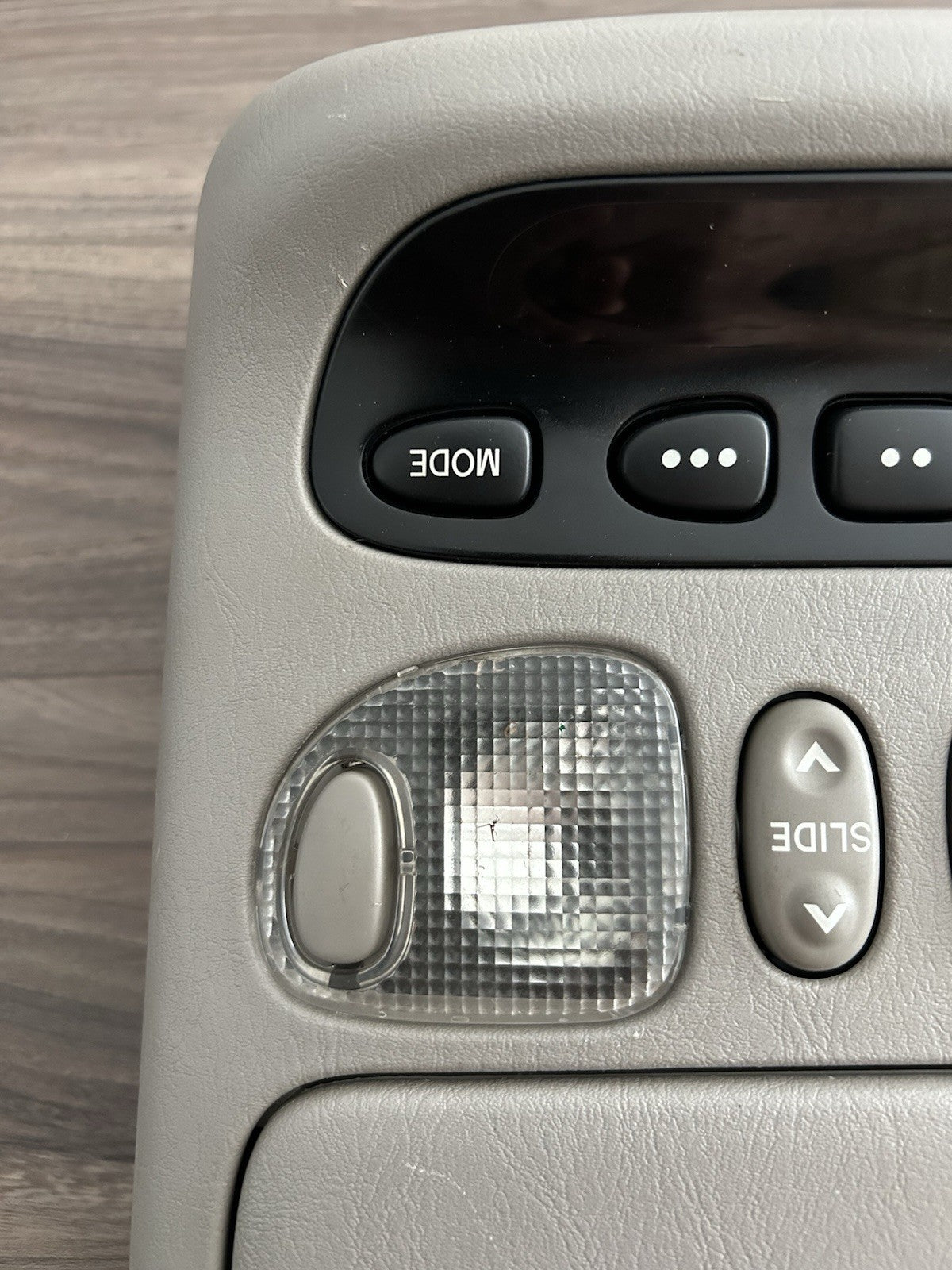 2001  - 2007 Toyota Sequoia Overhead Console Dome Light  Original OEM