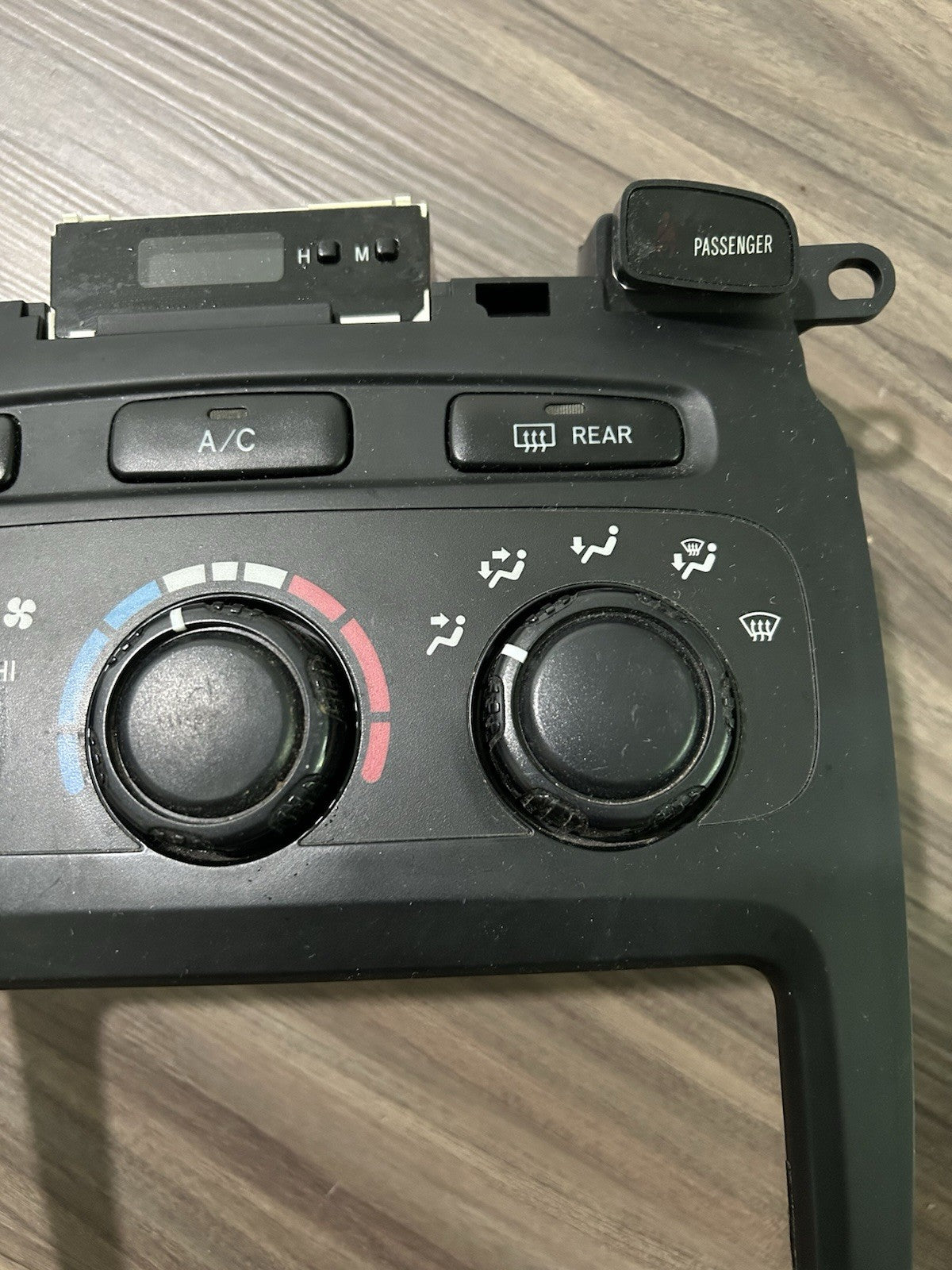 2001-2007 OEM Toyota Highlander  Manual A/C Heater Climate Temp Contol Unit